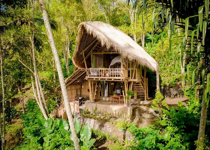 Ayo Hill By Samhita Bali 3* Silebeng
